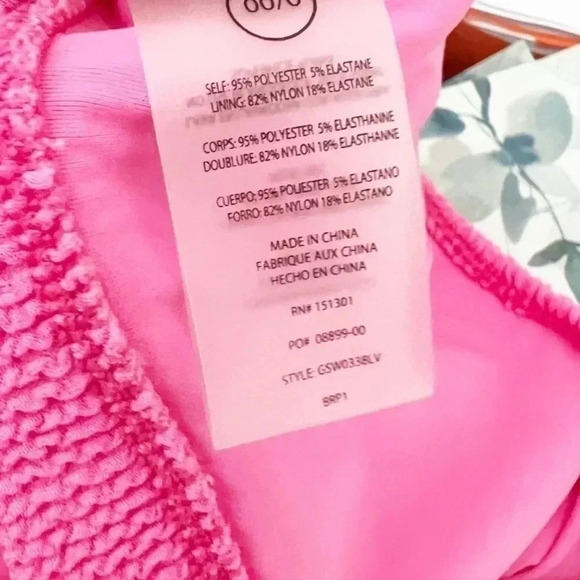 NWT Good American Bright Pink Always Fits Hot Shoulder Top, Size XXS-XS - Picture 5 of 7